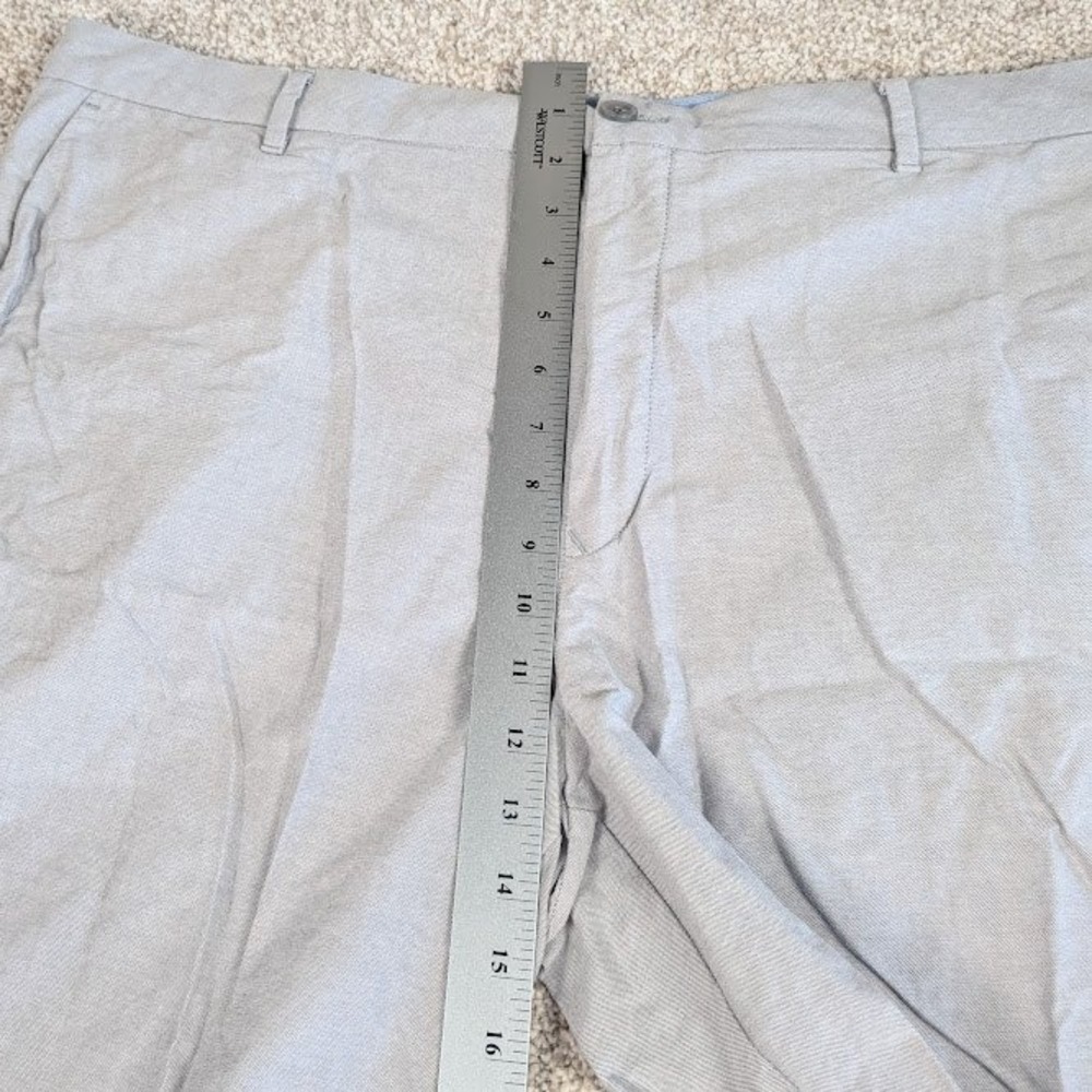 IZOD Men's Gray‎ Textured Flat Front Shorts Size 42 Cotton Blend Casual Summer - Picture 6 of 7